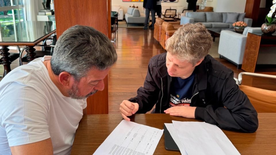 Lira recebe de Marcel van Hattem prioridades de 128 propostas ao Rio Grande do Sul