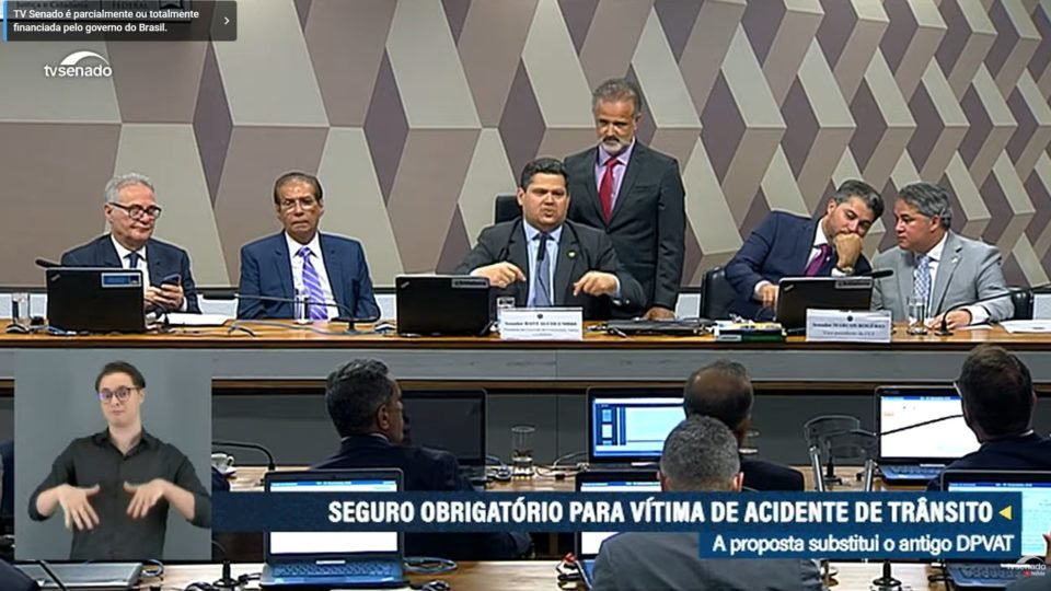 CCJ do Senado aprova volta da cobrança obrigatória do DPVAT; governo prevê R$ 15 bi em arrecadação