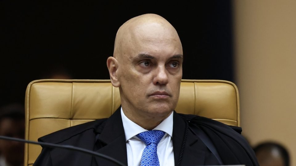 PF volta atrás e indicia família que teria hostilizado Moraes em Roma