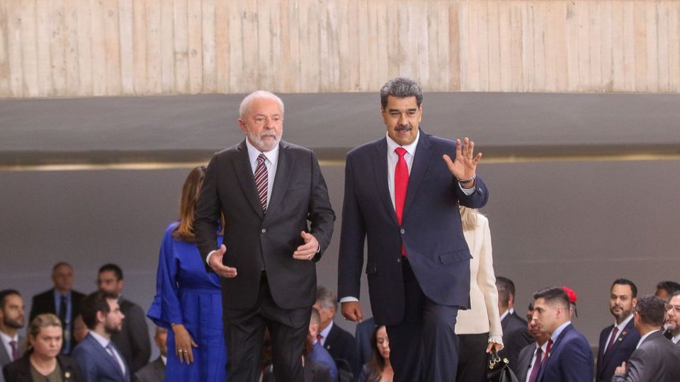 Lula fala com Maduro sobre participação de observadores nas eleições da Venezuela