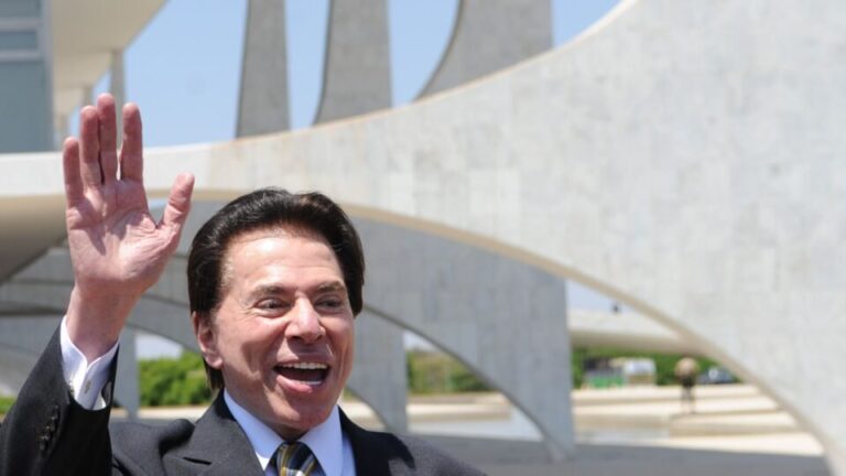 Empresário e apresentador de sucesso, Silvio Santos&hellip;