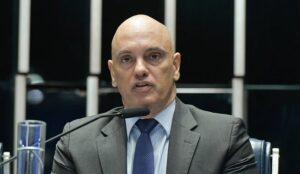 Oposição cobra ação de Pacheco por impeachment…