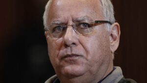 PF prende Renato Duque, ex-diretor da Petrobras&hellip;