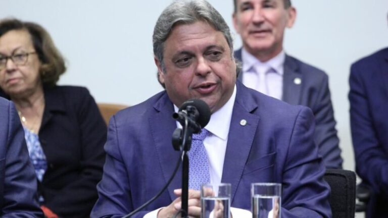 Presidente da CMO sugere envio de emendas&hellip;