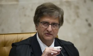 PGR pede arquivamento de inquérito contra Ibaneis por…