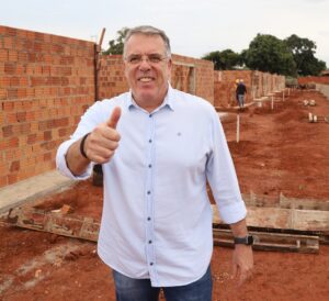 Secretaria de Habitação está fazendo atualização do cadastro…